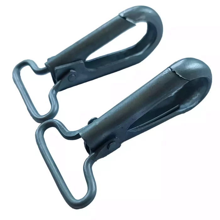 Karabinczyk-do-paska-chlebaka-wz-25_02